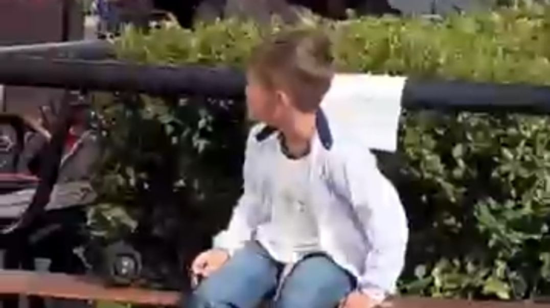 LITTLE_KID_TEACHING_SHUFFLE_😱🔥_ASTRONOMIA_TUZELITY_😎⭐️_NEON_MODE_!!(360p)